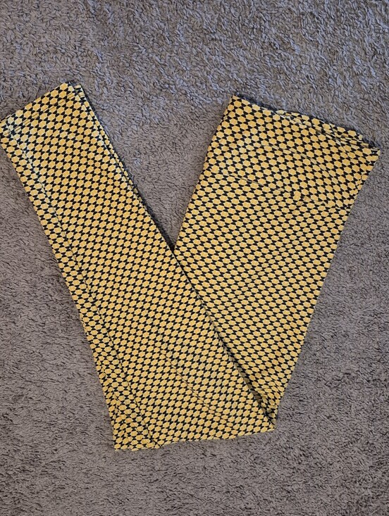 LuLaRoe Pants - LuLaRoe Yellow and Black Geometric Legging